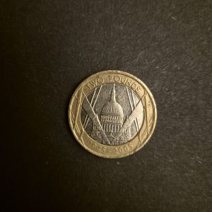 2005 UK £2 Coin: St. Paul's Cathedral - Circulated British Landmark