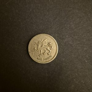 2000 UK One Pound Coin: Welsh Dragon Design - Circulated