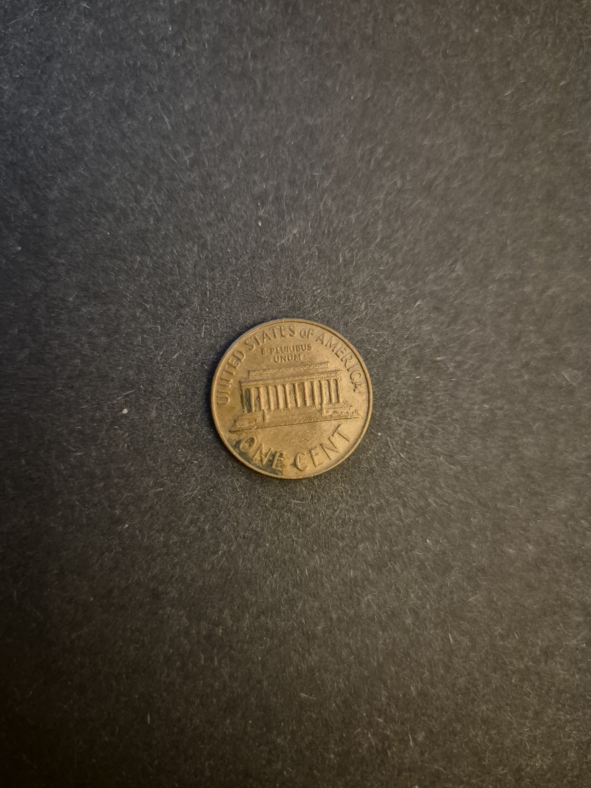 1968-D Lincoln Wheat Penny: Denver Mint, Collectible US Coin Close-up of a 1968-D Lincoln Wheat Penny from the Denver Mint, showcasing the coin's details and condition.